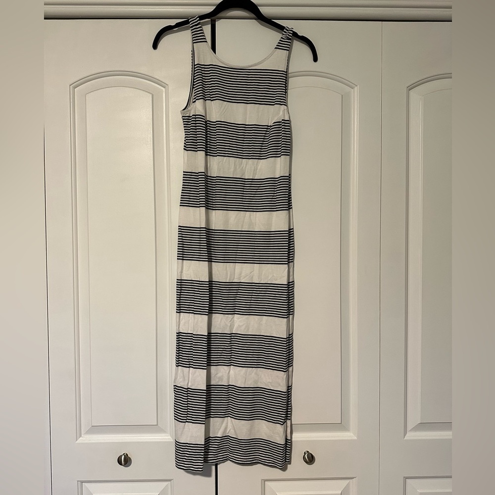 Hurley Dress - size M